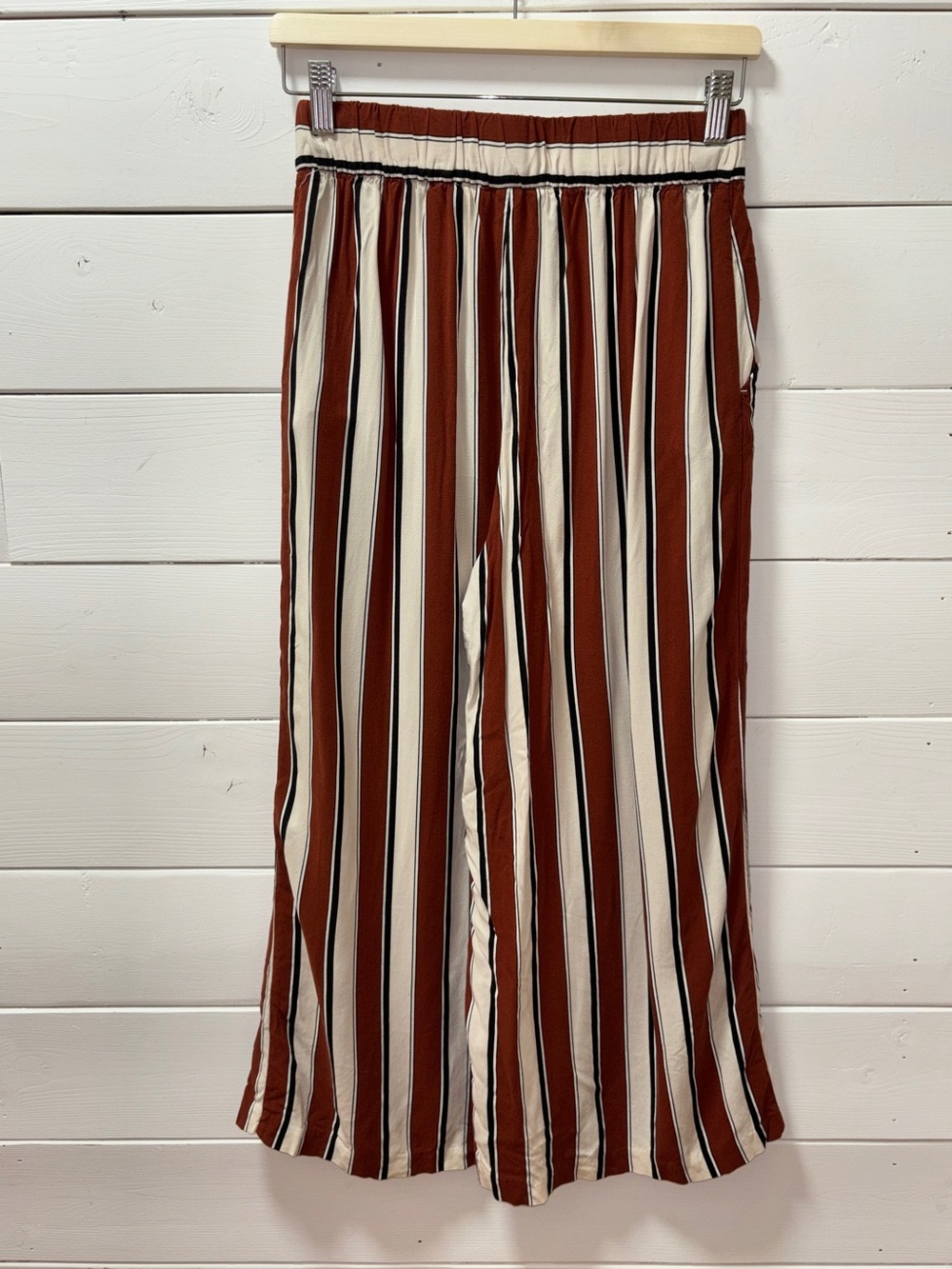 🚨Final price🚨 H&M Striped Wide Leg Pants – Size 6 - Picture 5 of 8